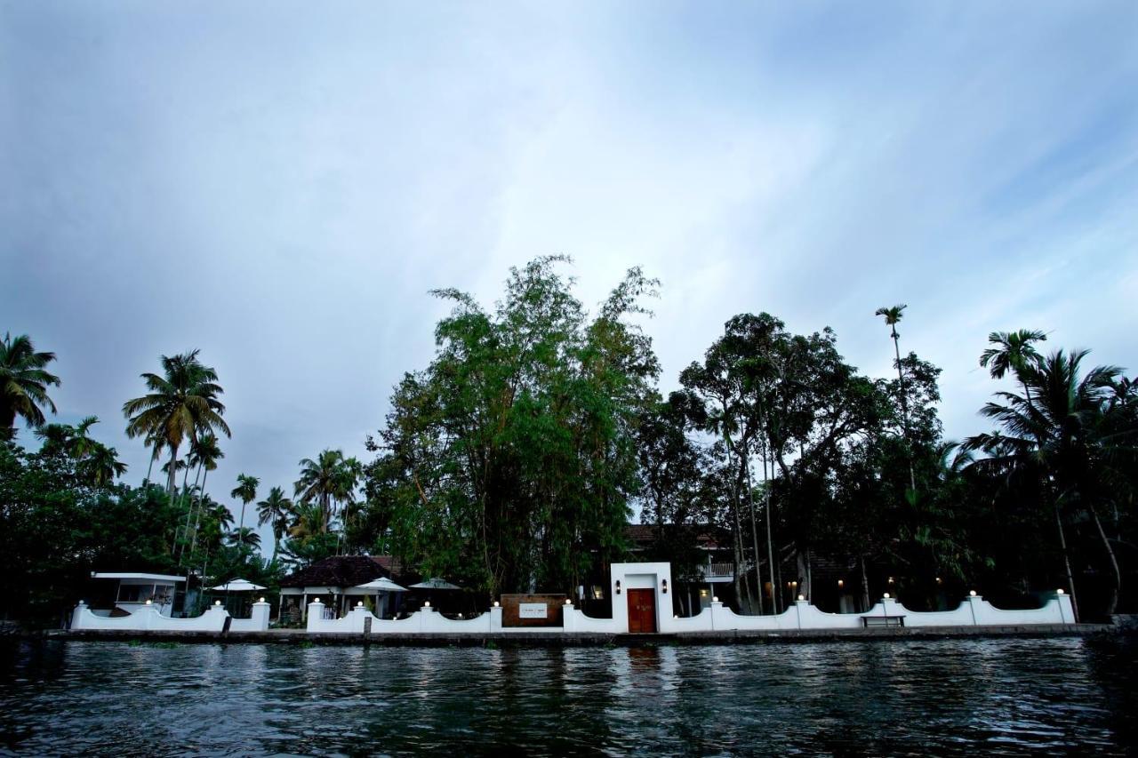 Bamboo Lagoon Backwater Front Resort Alappuzha Buitenkant foto